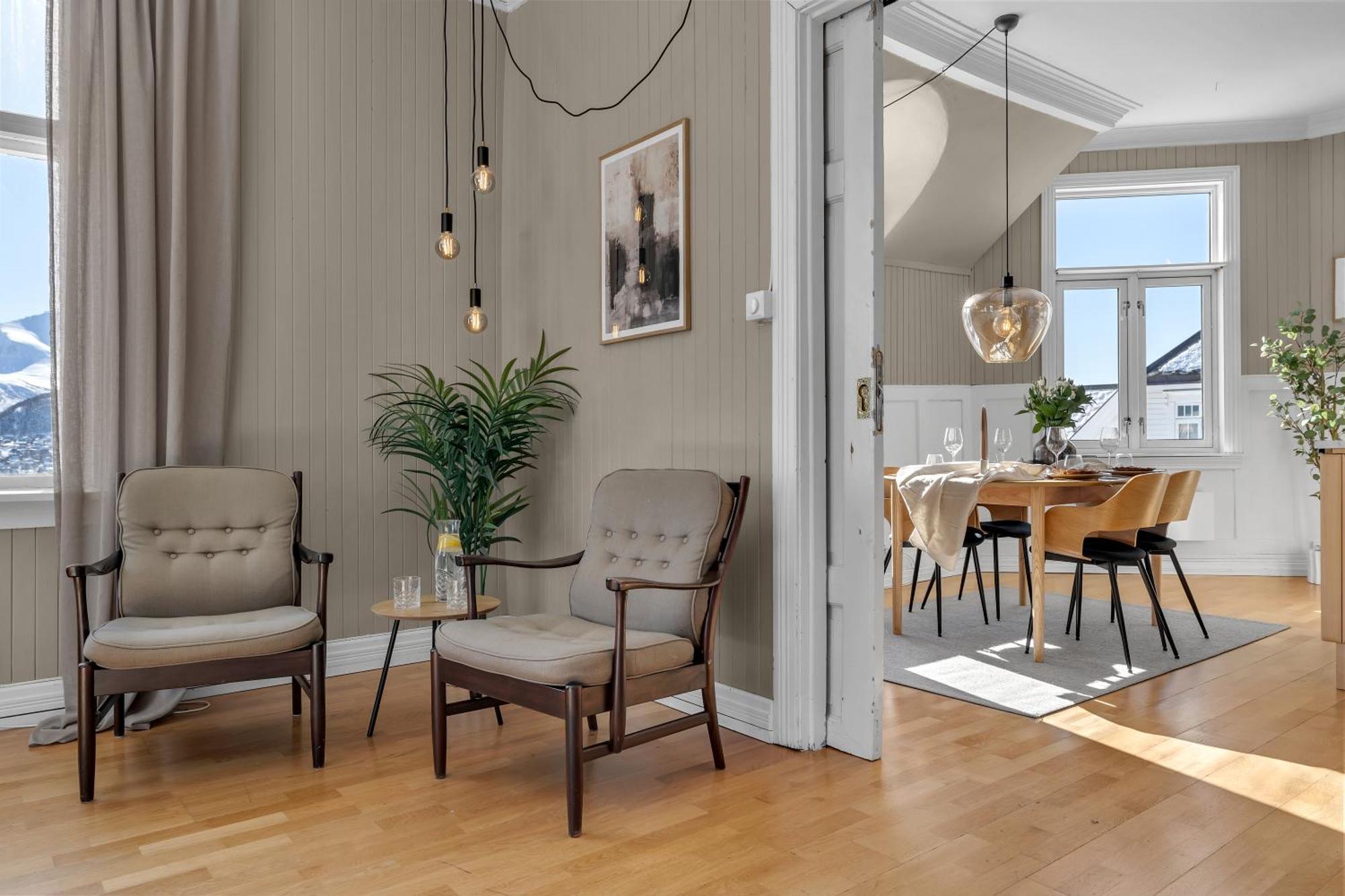 Lovely City Center Apartment With Amazing Views And Free Parking! 特罗姆瑟 外观 照片